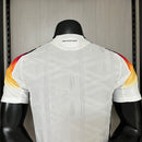 camisa-camiseta-alemanha-selecao-selecao-alema-alema-adidas-versao-versao-jogador-masculina-24-25-home-casa-i-principal-1-branca-branco-amarela-amarelo-preta-preto-vermelha-vermelho_8