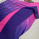 camisa-camiseta-alemanha-selecao-selecao-alema-alema-adidas-versao-versao-torcedor-feminina-24-25-away-fora-ii-secundaria-2-branca-branco-rosa-roxa-roxo_2