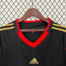 camisa-camiseta-alemanha-selecao-selecao-alema-alema-adidas-versao-versao-torcedor-masculina-2010-away-fora-ii-secundaria-2-branca-branco-amarela-amarelo-preta-preto-vermelha-vermelho_9be60d9e-fae7-4e03-8e33-1ef68daffc34