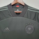 camisa-camiseta-alemanha-selecao-selecao-alema-alema-adidas-versao-versao-torcedor-masculina-2020-away-fora-ii-secundaria-2-branca-branco-amarela-amarelo-preta-preto-vermelha-vermelho_e3819a15-455f-403c-9c09-3f45a70206b5