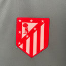 camisa-camiseta-atletico-atletico-de-madrid-nike-riyadh-air-versao-versao-torcedor-masculina-24-25-away-fora-ii-secundaria-2-verde-vermelha-vermelho-branca-branco-antoine-griezmann_7