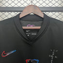 camisa-camiseta-barcelona-nike-spotify-versao-torcedor-masculina-24-25-edicao-especial-travis-scott-grena-azul-preta-preto-vermelha-vermelho