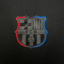 camisa-camiseta-barcelona-nike-spotify-versao-torcedor-masculina-24-25-edicao-especial-travis-scott-grena-azul-preta-preto-vermelha-vermelho_4