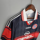 camisa-camiseta-bayern-munchen-adidas-opel-versao-versao-torcedor-masculina-97-99-home-casa-i-principal-1-cinza-vermelha-vermelho-branca-branco-retro-retro_5