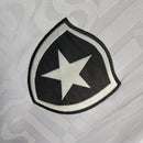 camisa-camiseta-botafogo-reebok-versao-versao-torcedor-masculina-23-24-away-fora-ii-secundaria-2-preta-branca-preto-branco_5