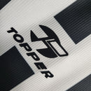 camisa-camiseta-botafogo-topper-versao-versao-torcedor-retro-retro-masculina-1999-home-casa-i-principal-1-preta-branca-preto-branco_3