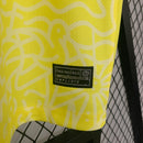 camisa-camiseta-brasil-selecao-selecao-brasileira-nike-cbf-versao-versao-torcedor-masculina-24-25-home-casa-i-principal-1-amarela-amarelo-verde-azul_4_f6555d71-b05d-45d2-bd64-ae55b45c5e7e
