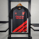 camisa-camiseta-cap-athletico-paranaense-umbro-esportes-da-sorte-versao-versao-torcedor-masculina-23-24-away-fora-ii-secundaria-2-vermelha-preta-vermelho-preto_1