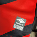 camisa-camiseta-cap-athletico-paranaense-umbro-esportes-da-sorte-versao-versao-torcedor-masculina-23-24-away-fora-ii-secundaria-2-vermelha-preta-vermelho-preto_6