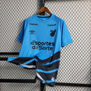 camisa-camiseta-cap-athletico-paranaense-umbro-esportes-da-sorte-versao-versao-torcedor-masculina-23-24-away-third-fora-iii-terceira-3-azul-preto-preta_10