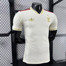 camisa-camiseta-flamengo-adidas-versao-jogador-masculina-25-26-third-away-fora-iii-terceira-3-vermelha-preta-vermelho-preto-branca-branco-bege_8