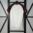 camisa-camiseta-flamengo-adidas-versao-torcedor-feminina-25-26-away-fora-ii-secundaria-2-vermelha-preta-vermelho-preto-branca-branco_7