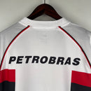 camisa-camiseta-flamengo-nike-lubrax-versao-torcedor-masculina-2002-away-fora-ii-secundaria-2-vermelha-vermelho-preta-preto-branca-branco-retro_9