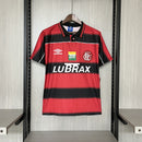 camisa-camiseta-flamengo-umbro-lubrax-versao-torcedor-masculina-1997-home-casa-i-principal-1-vermelha-vermelho-preta-preto-retro_1