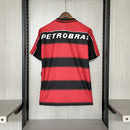 camisa-camiseta-flamengo-umbro-lubrax-versao-torcedor-masculina-1997-home-casa-i-principal-1-vermelha-vermelho-preta-preto-retro_9