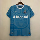 camisa-camiseta-gremio-gremio-banrisul-umbro-versao-versao-torcedor-masculina-22-23-third-away-fora-iii-terceira-3-azul-claro-clara-branca-branco_1