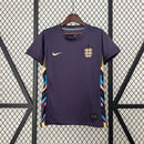 camisa-camiseta-inglaterra-nike-selecao-selecao-inglesa-versao-versao-torcedor-feminina-24-25-away-fora-ii-secundaria-2-bellingham-jude-harry-kane-branco-branca-azul-roxa-roxo_1