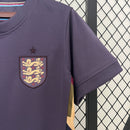 camisa-camiseta-inglaterra-nike-selecao-selecao-inglesa-versao-versao-torcedor-feminina-24-25-away-fora-ii-secundaria-2-bellingham-jude-harry-kane-branco-branca-azul-roxa-roxo_7
