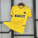 camisa-camiseta-inter-de-milao-nike-pirelli-versao-torcedor-masculina-02-03-third-away-fora-iii-terceira-3-azul-amarela-amarelo-retro_1
