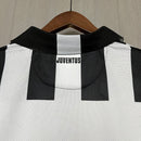 camisa-camiseta-juventus-nike-jeep-versao-torcedor-masculina-14-15-home-casa-i-principal-1-preta-preto-branca-branco-retro_15