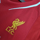 camisa-camiseta-liverpool-warrior-standard-chartered-versao-torcedor-masculina-14-15-home-casa-i-principal-1-vermelho-vermelha-branca-branco-amarelo-amarela-retro_3