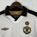 camisa-camiseta-manchester-united-umbro-vodafone-versao-versao-retro-retro-beckham-david-dupla-face-torcedor-masculina-01-02-comemorativa-100-anos-preta-preto-dourado-dourada-branca-b_0269accc-17c6-459b-82b6-7992f255f269
