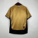 camisa-camiseta-manchester-united-umbro-vodafone-versao-versao-retro-retro-beckham-david-dupla-face-torcedor-masculina-01-02-comemorativa-100-anos-preta-preto-dourado-dourada-branca-b