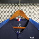 camisa-camiseta-manga-longa-selecao-selecao-francesa-franca-franca-nike-versao-versao-torcedor-masculina-2018-home-casa-i-principal-1-azul-branca-branco-vermelha-vermelho-retro-retro_d6130cb1-65e1-4be8-bcc6-2f8003b72bcd