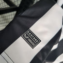 camisa-camiseta-newcastle-united-castore-sela-versao-versao-torcedor-conjunto-infantil-shorts-23-24-home-casa-i-principal-1-preta-branca-preto-branco_4