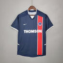 camisa-camiseta-paris-saint-germain-psg-nike-thomson-versao-versao-torcedor-masculina-02-03-home-casa-i-principal-1-vermelha-vermelho-azul-branca-branco-retro-retro_1