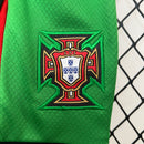 camisa-camiseta-portugal-selecao-selecao-nike-portuguesa-versao-versao-torcedor-conjunto-infantil-shorts-24-25-home-casa-i-principal-1-cr7-cristiano-ronaldo-branca-branco-vermelha-ver_65a504b5-b23c-4c3b-8946-3b606163bc4c