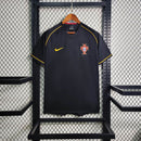camisa-camiseta-portugal-selecao-selecao-portuguesa-nike-versao-versao-torcedor-masculina-2006-away-fora-ii-secundaria-2-preta-preto-amarela-amarelo-cr7-cristiano-ronaldo-retro-retro_9686c77f-5078-430f-baf4-d0e7b59d5696