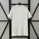 camisa-camiseta-real-madrid-adidas-emirates-fly-better-versao-torcedor-masculina-25-26-home-casa-i-principal-1-branca-branco-preta-preto-amarela-amarelo_7