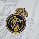 camisa-camiseta-real-madrid-adidas-emirates-fly-better-versao-versao-torcedor-masculina-22-23-edicao-edicao-especial-branca-azul-dragao_1_4