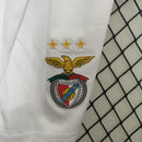 camisa-camiseta-shorts-benfica-adidas-emirates-fly-better-versao-versao-torcedor-conjunto-infantil-kids-24-25-home-casa-i-principal-1-vermelha-vermelho-branca-branc_8