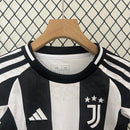 camisa-camiseta-shorts-juventus-adidas-versao-torcedor-conjunto-infantil-kids-24-25-home-casa-i-principal-1-preta-preto-branca-branco_5
