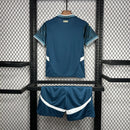 camisa-camiseta-shorts-olympique-marseille-puma-cmacgm-versao-versao-torcedor-conjunto-infantil-kids-24-25-away-fora-ii-secundaria-2-azul-dourada-dourado
