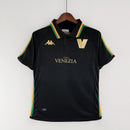 camisa-camiseta-venezia-kappa-versao-versao-torcedor-masculina-22-23-home-casa-i-principal-1-preta-preto-dourada-dourado_1