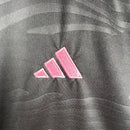 torcedor-inter-miami-messi-ii-away-reserva-fora-internacional-mls-adidas-feminina-xbto-23-24-preta-rosa_5