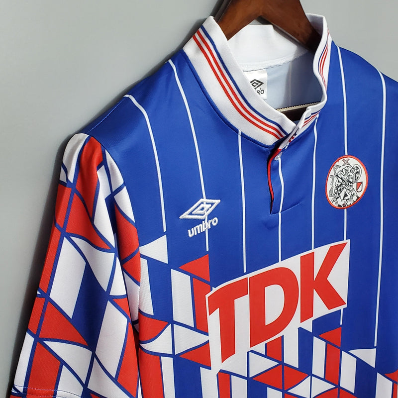 camisa-camiseta-ajax-umbro-tdk-versao-versao-torcedor-masculina-1990-away-fora-ii-secundaria-2-vermelha-branco-branca-vermelho-azul-retro-retro_4
