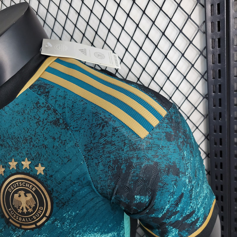 camisa-camiseta-alemanha-selecao-selecao-alema-alema-adidas-versao-versao-jogador-masculina-23-24-secundaria-ii-2-away-fora-verde-azul-preta-preto-amarela-amarelo_3