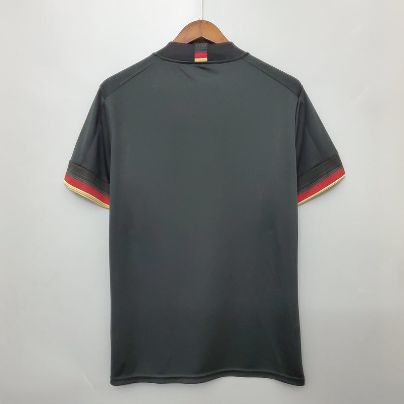 camisa-camiseta-alemanha-selecao-selecao-alema-alema-adidas-versao-versao-torcedor-masculina-2020-away-fora-ii-secundaria-2-branca-branco-amarela-amarelo-preta-preto-vermelha-vermelho_d6703c8d-1de9-4adc-abd1-4ad93e89ba12