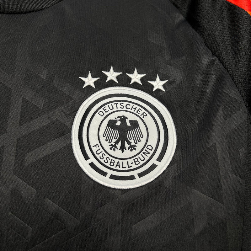 camisa-camiseta-alemanha-selecao-selecao-alema-alema-adidas-versao-versao-torcedor-masculina-24-25-treino-pre-pre-jogo-branca-branco-preta-preto-amarela-amarelo-laranja_1
