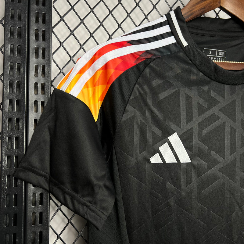 camisa-camiseta-alemanha-selecao-selecao-alema-alema-adidas-versao-versao-torcedor-masculina-24-25-treino-pre-pre-jogo-branca-branco-preta-preto-amarela-amarelo-laranja_3