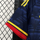 camisa-camiseta-arsenal-adidas-emirates-fly-better-versao-torcedor-masculina-26-27-away-fora-ii-secundaria-2-azul-vermelha-vermelho-amarela-amarelo_3