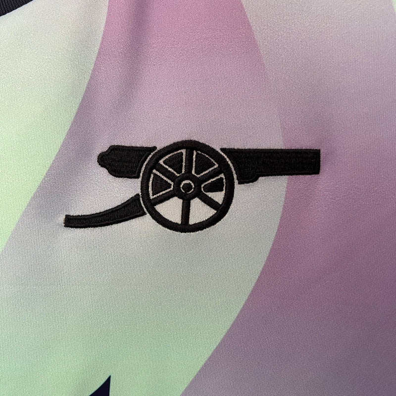 camisa-camiseta-arsenal-adidas-emirates-fly-better-versao-versao-torcedor-masculina-24-25-third-away-fora-iii-terceira-3-roxo-roxa-azul-claro-clara-lilas-lilas_2