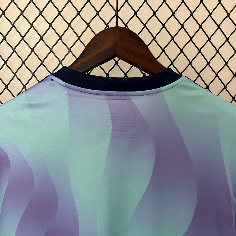 camisa-camiseta-arsenal-adidas-emirates-fly-better-versao-versao-torcedor-masculina-24-25-third-away-fora-iii-terceira-3-roxo-roxa-azul-claro-clara-lilas-lilas_7