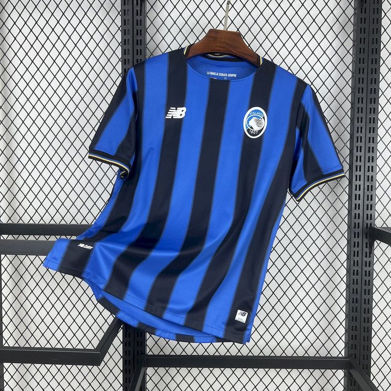 camisa-camiseta-atalanta-nb-new-balance-versao-torcedor-masculina-25-26-home-casa-i-principal-1-azul-preta-preto_1
