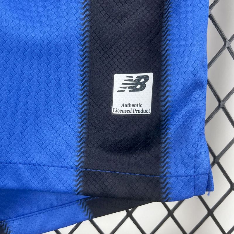 camisa-camiseta-atalanta-nb-new-balance-versao-torcedor-masculina-25-26-home-casa-i-principal-1-azul-preta-preto_5