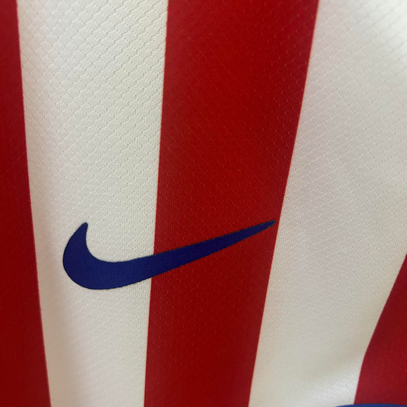 camisa-camiseta-atletico-de-madrid-nike-riyadh-air-versao-torcedor-masculina-25-26-home-casa-i-principal-1-branca-branco-preta-preto-azul-vermelha-vermelho_4